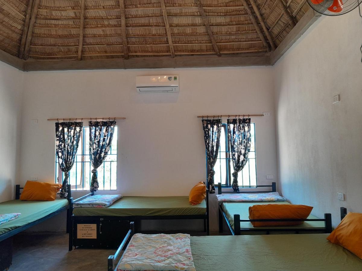 The Seaside Bungalow Hostel And Bar Hoi An Esterno foto