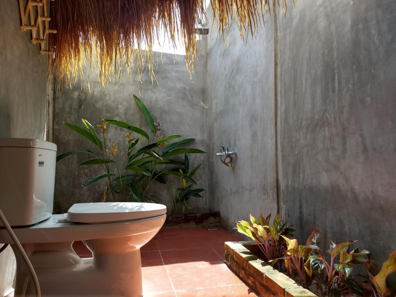 The Seaside Bungalow Hostel And Bar Hoi An Esterno foto